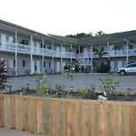 Colonial Rose Motel
