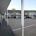 Colonial Rose Motel