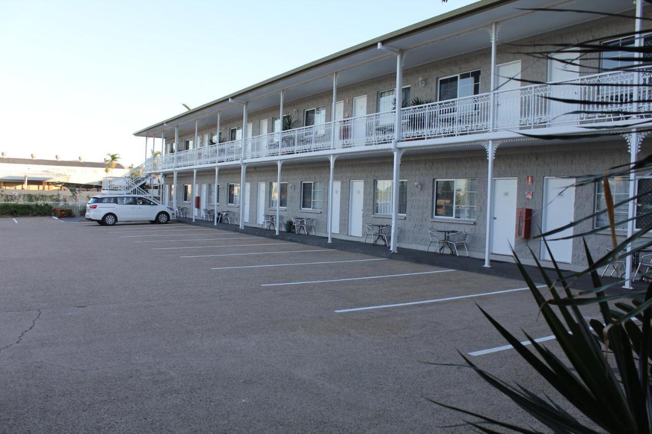 Colonial Rose Motel